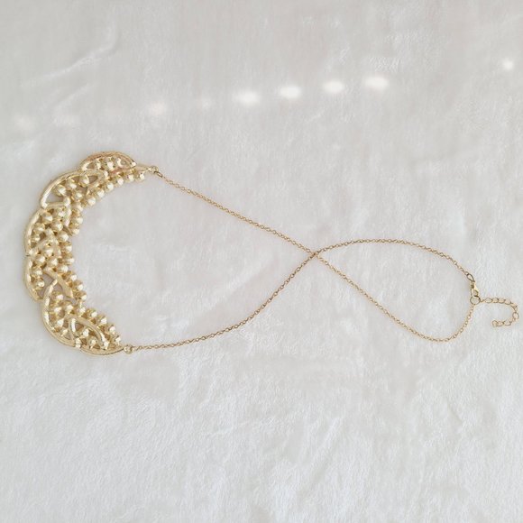 Pearl Bib Necklace, Bridal Necklace - Picture 8 of 9